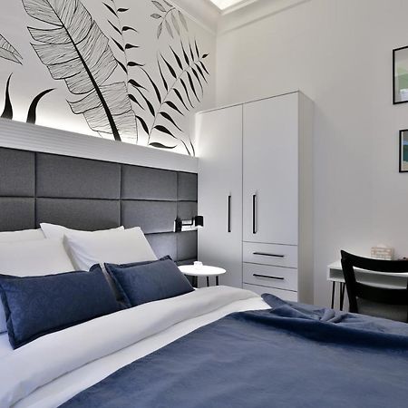 Luxury Galla Apartments In The City Center Сараево Екстериор снимка