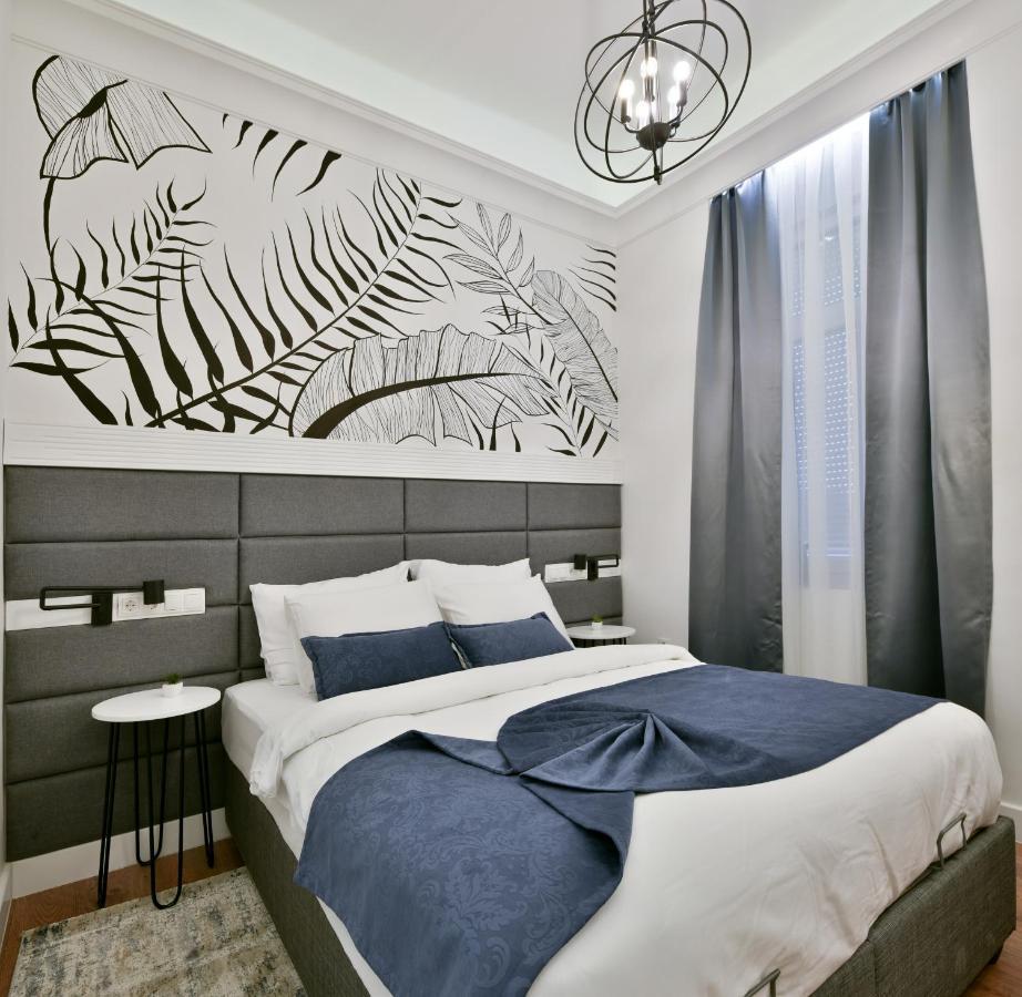 Luxury Galla Apartments In The City Center Сараево Екстериор снимка