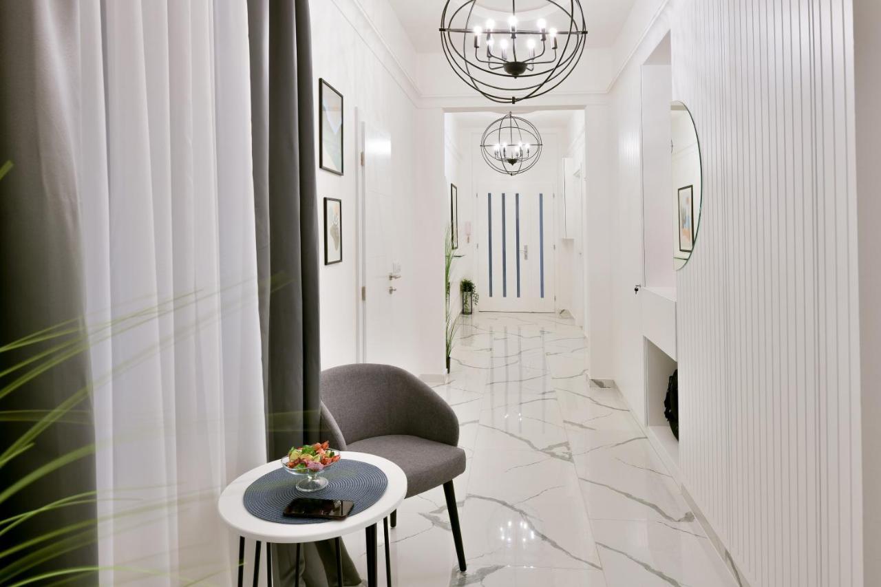 Luxury Galla Apartments In The City Center Сараево Екстериор снимка
